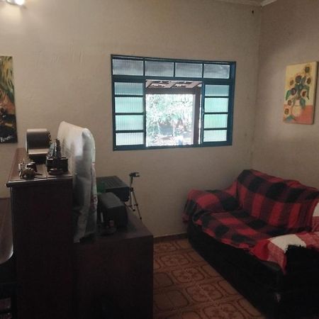 Sitio Bemtevi - Jockey Camping - Uberlandia Villa Buitenkant foto