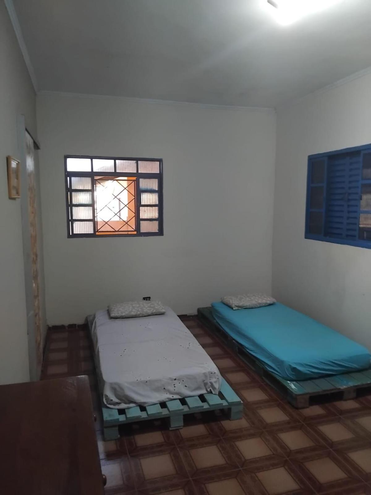 Sitio Bemtevi - Jockey Camping - Uberlandia Villa Buitenkant foto